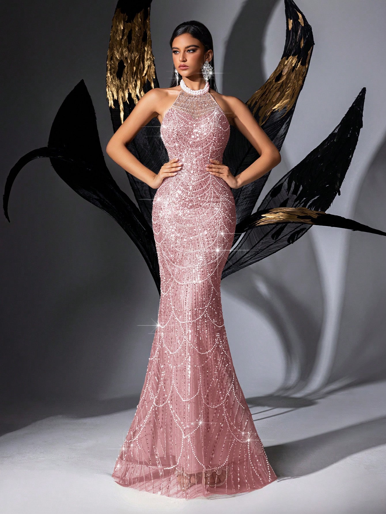 Temperament Goddess Sequins Upscale Evening Gown Women Party Formal Dress Graduation Outfit For Cocktail Party, Galas, Red Carpet, Birthday Party, Graduation Season Prom, Award Ceremony Pure Color Hanging Neck Backless Mermaid Hem Long Dresses