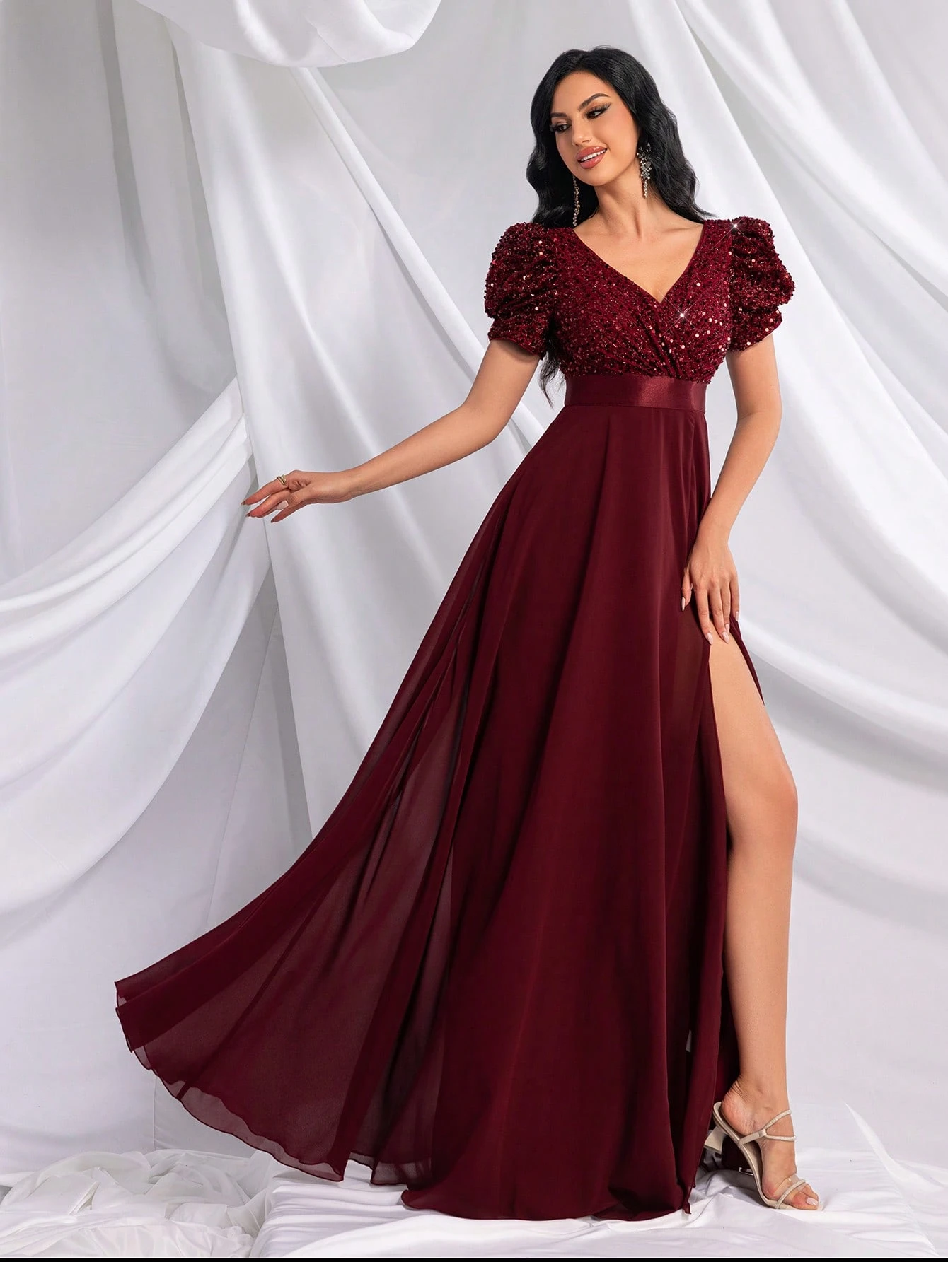 Princess Style Elegant Women Solid Color Sequin Embellished V-Neck Slit Sleeve Evening Gown For Birthday Party, Galas, Dinner Party, Cocktail Party, Anniversary Celebration
