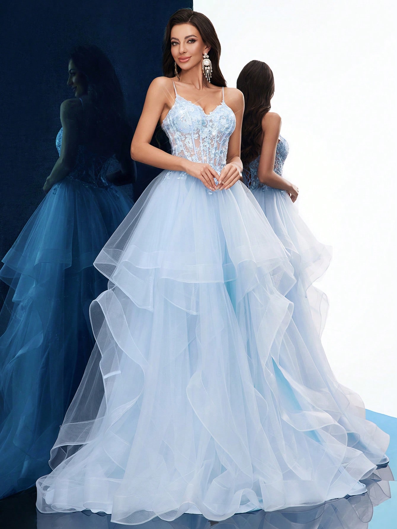 Dreamy Party Women Formal Dress Elegant Summer Evening Gown Graduation Outfit For Birthday Party, Graduation Season Prom, Galas, Fiesta, Dinner Party, Red Carpet Solid Color Appliqued Sleeveless Layered Hem Floor Length Dresses