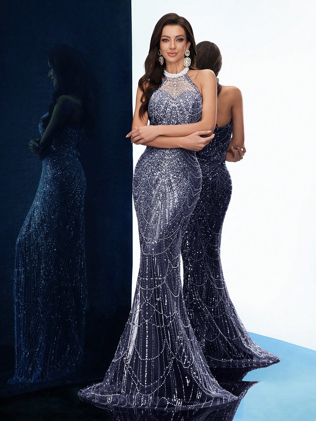 Temperament Goddess Sequins Upscale Evening Gown Women Party Formal Dress Graduation Outfit For Cocktail Party, Galas, Red Carpet, Birthday Party, Graduation Season Prom, Award Ceremony Pure Color Hanging Neck Backless Mermaid Hem Long Dresses