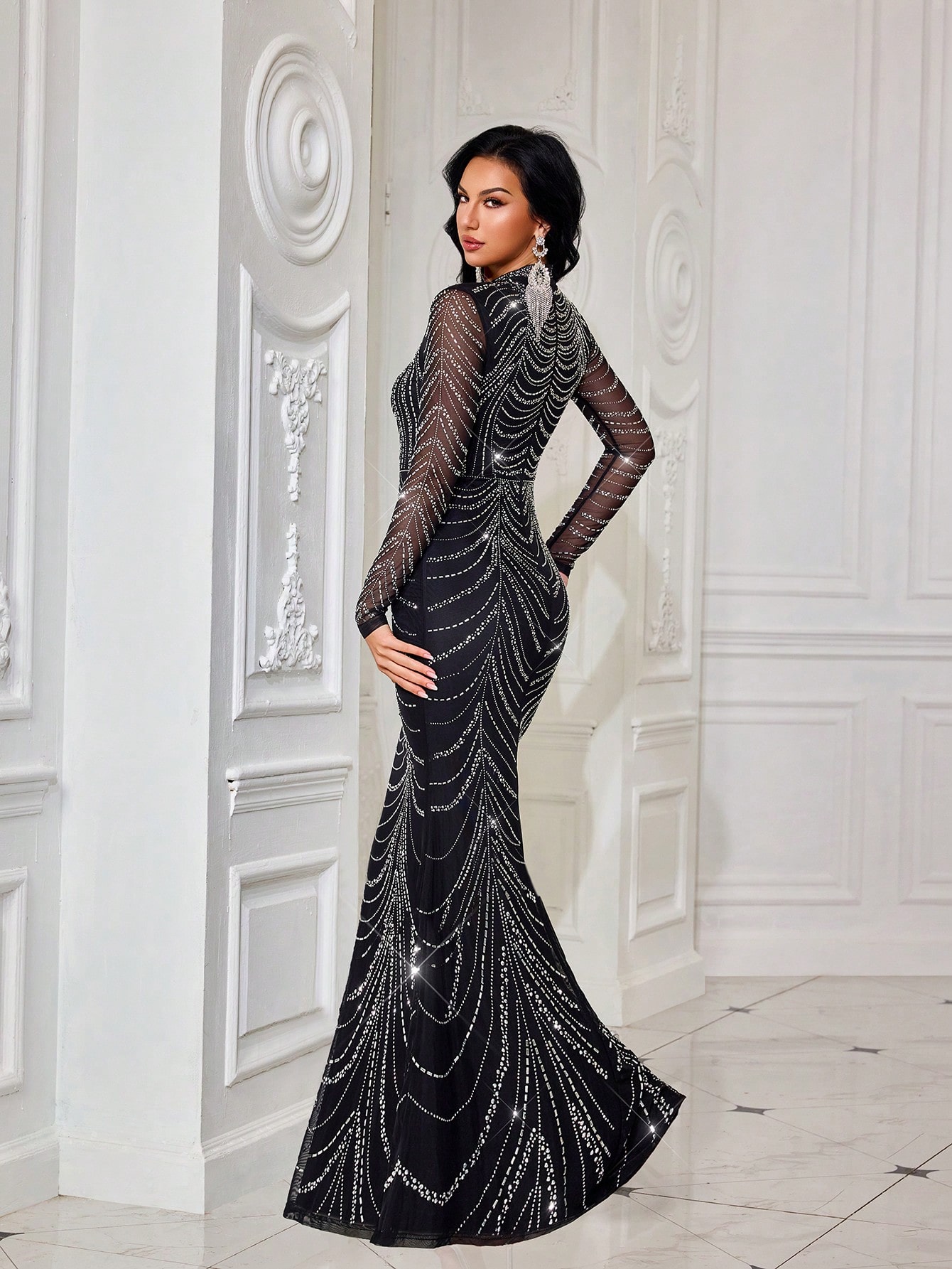 Fashionable Gorgeous Hot Drill Evening Gown Luxurious Rhinestone Formal Dress For Cocktail Party, Red Carpet Events, Galas Solid Color Long Sleeve Mermaid Hem Gowns