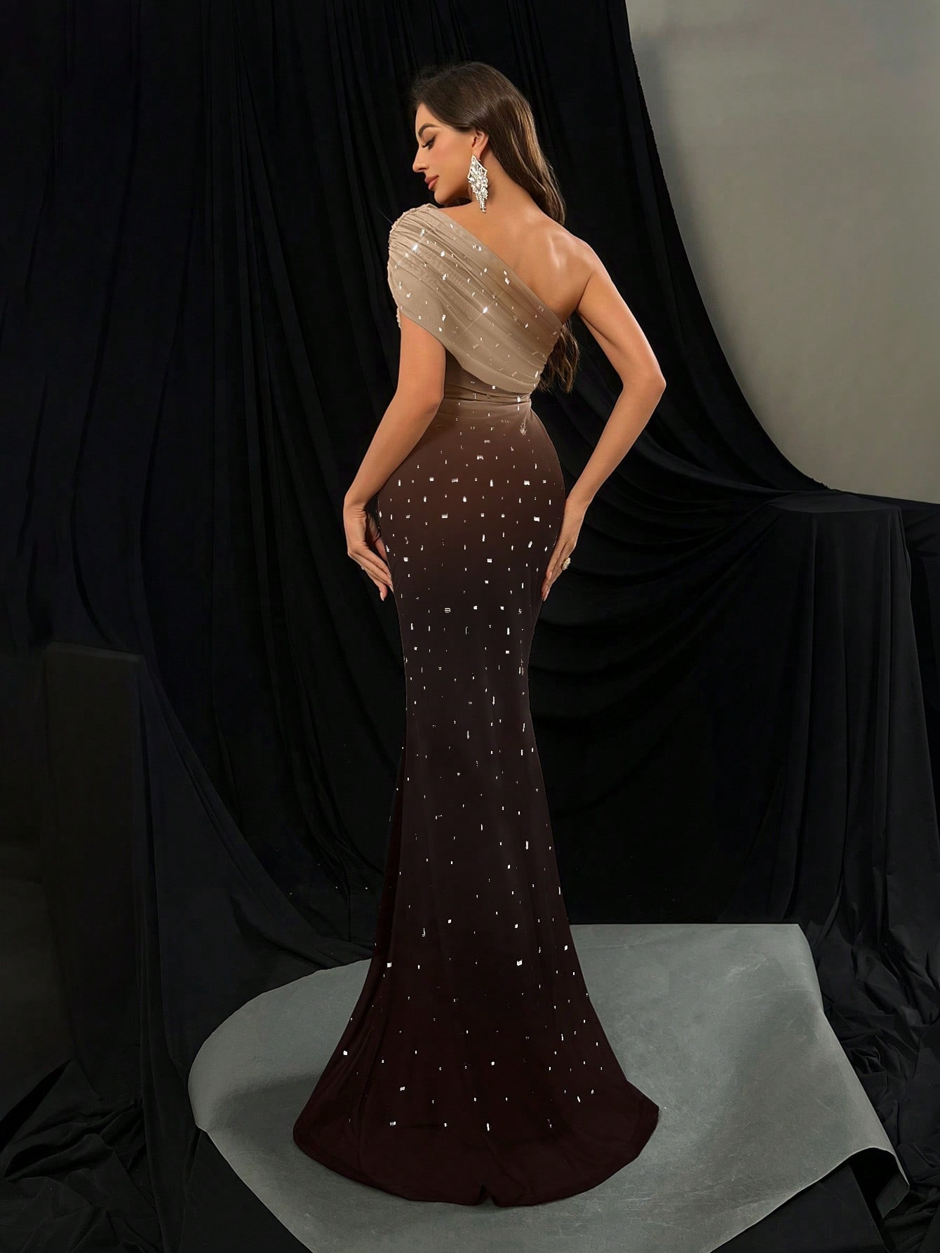 Charm Women Solid Color Formal Dresses Evening Girls Gown Suitable Graduation Party, Galas, Red Carpet Events ,Asymmetrical Neck Hot Drill Rhinestone Dresses