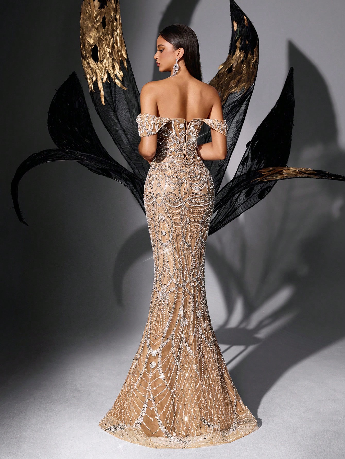 Absolutely Beautiful Solid Color Pearl Sequins Strapless Gown Dresses For Graduation Party, Engagement Party