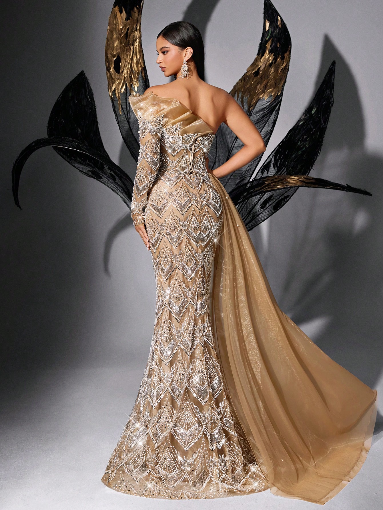 Chic Design Solid Color Sequins Beading One Shoulder Mermaid Hem Gown Dresses