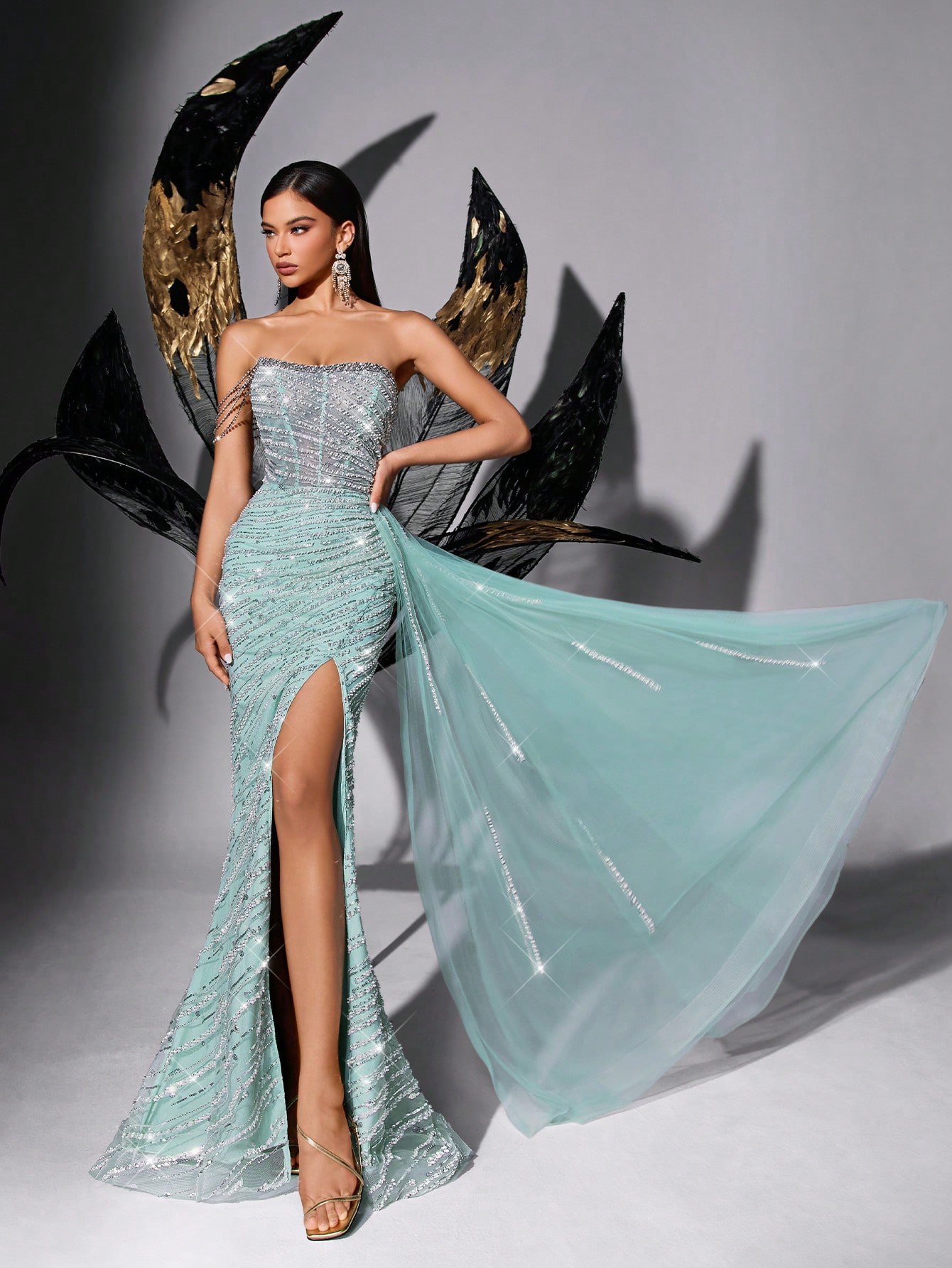 Stunning Solid Color Striped Sequins Backless Strapless High Slit Gown Dresses For Graduation Party, Banquet, Cocktail Party