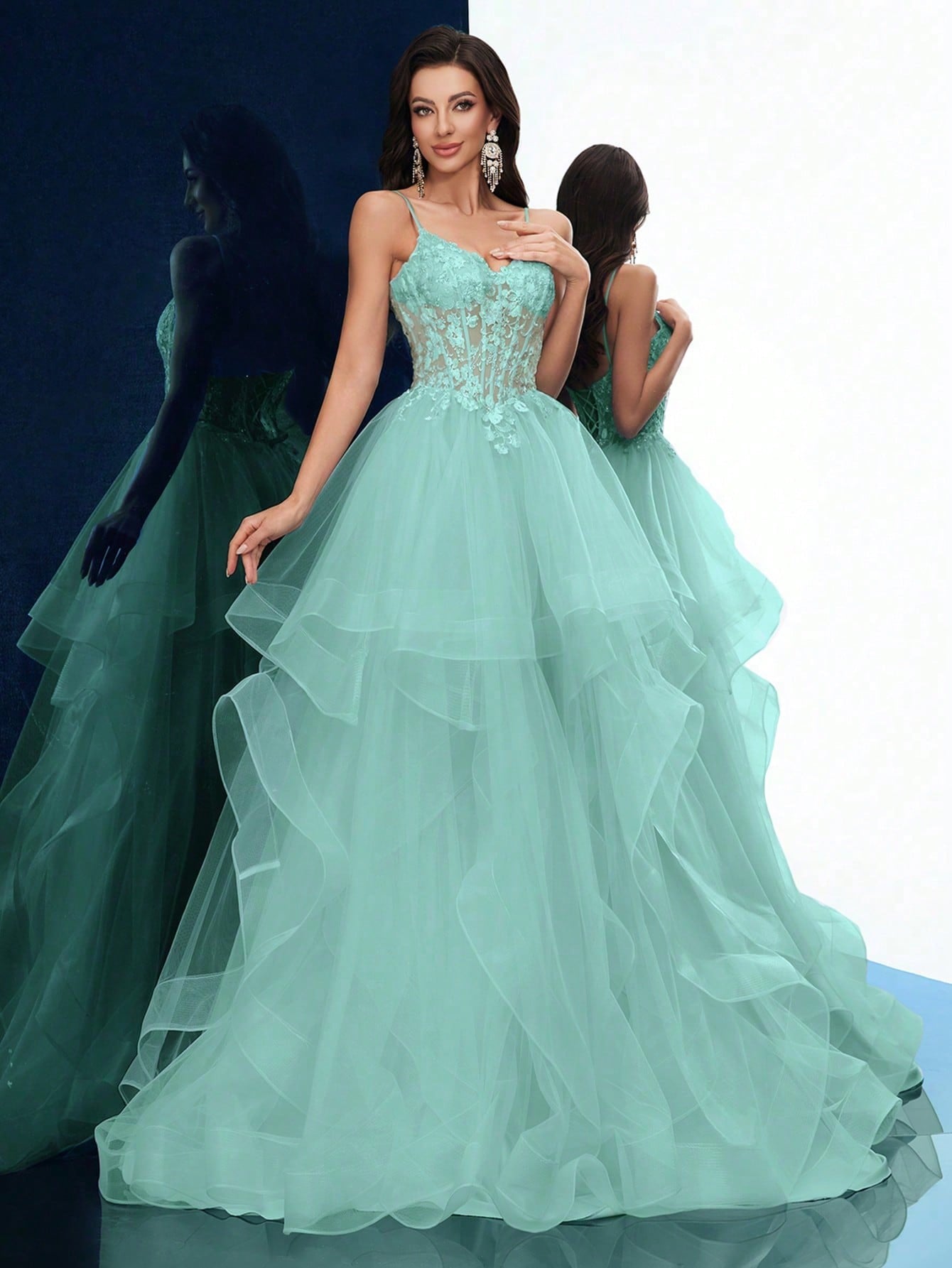 Dreamy Party Women Formal Dress Elegant Summer Evening Gown Graduation Outfit For Birthday Party, Graduation Season Prom, Galas, Fiesta, Dinner Party, Red Carpet Solid Color Appliqued Sleeveless Layered Hem Floor Length Dresses