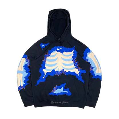 Damaged Nike Skull Hoodie (Black)