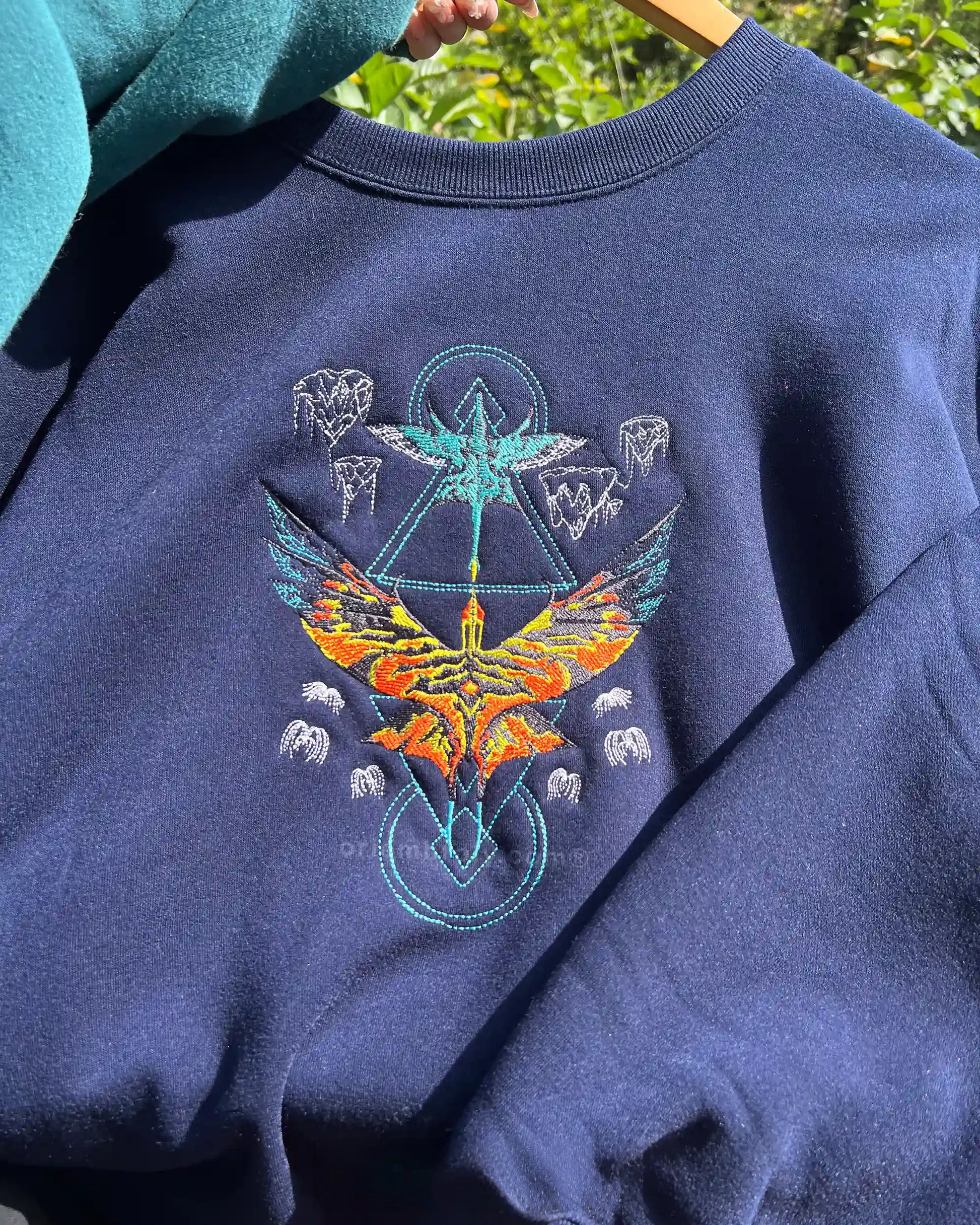 Avatar Ikran & Toruk Embroidered Hoodie