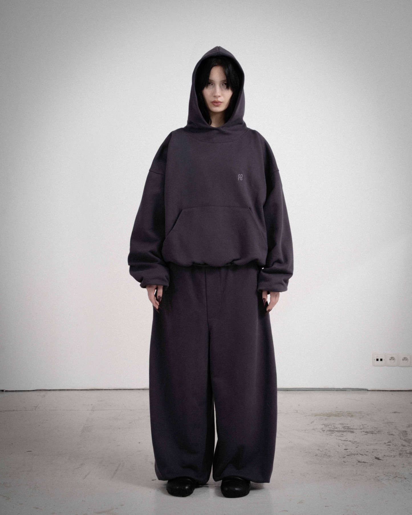 BIGGIE GRAPHITE GREY SWEATPANTS