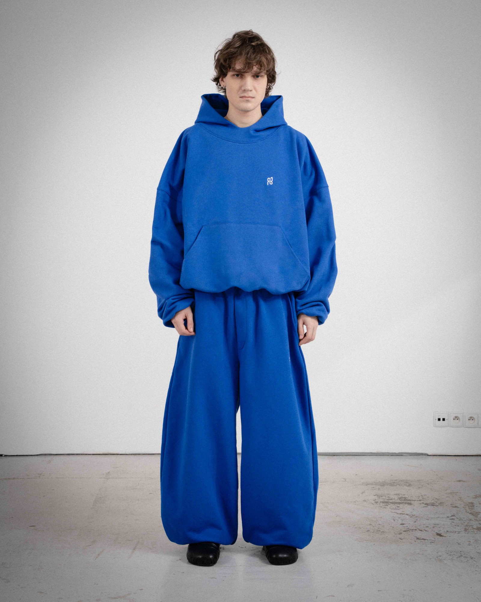 BIGGIE NAVY SWEATPANTS