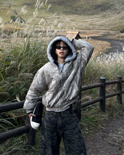Wash-Damaged Fur Hood Jacket