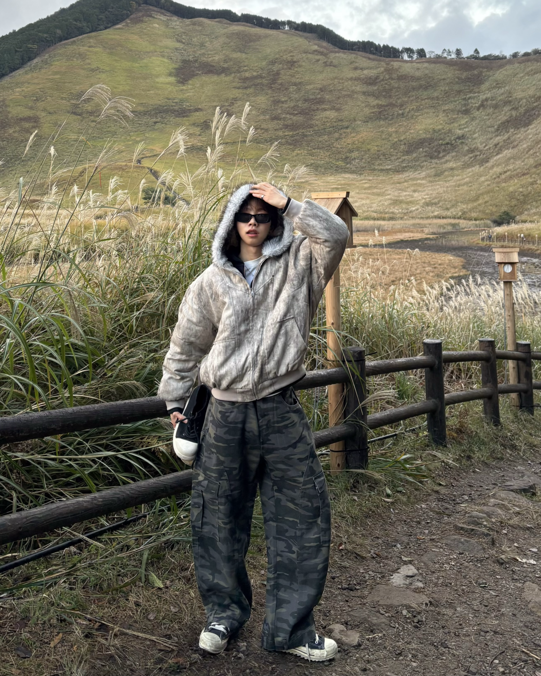 Wash-Damaged Fur Hood Jacket