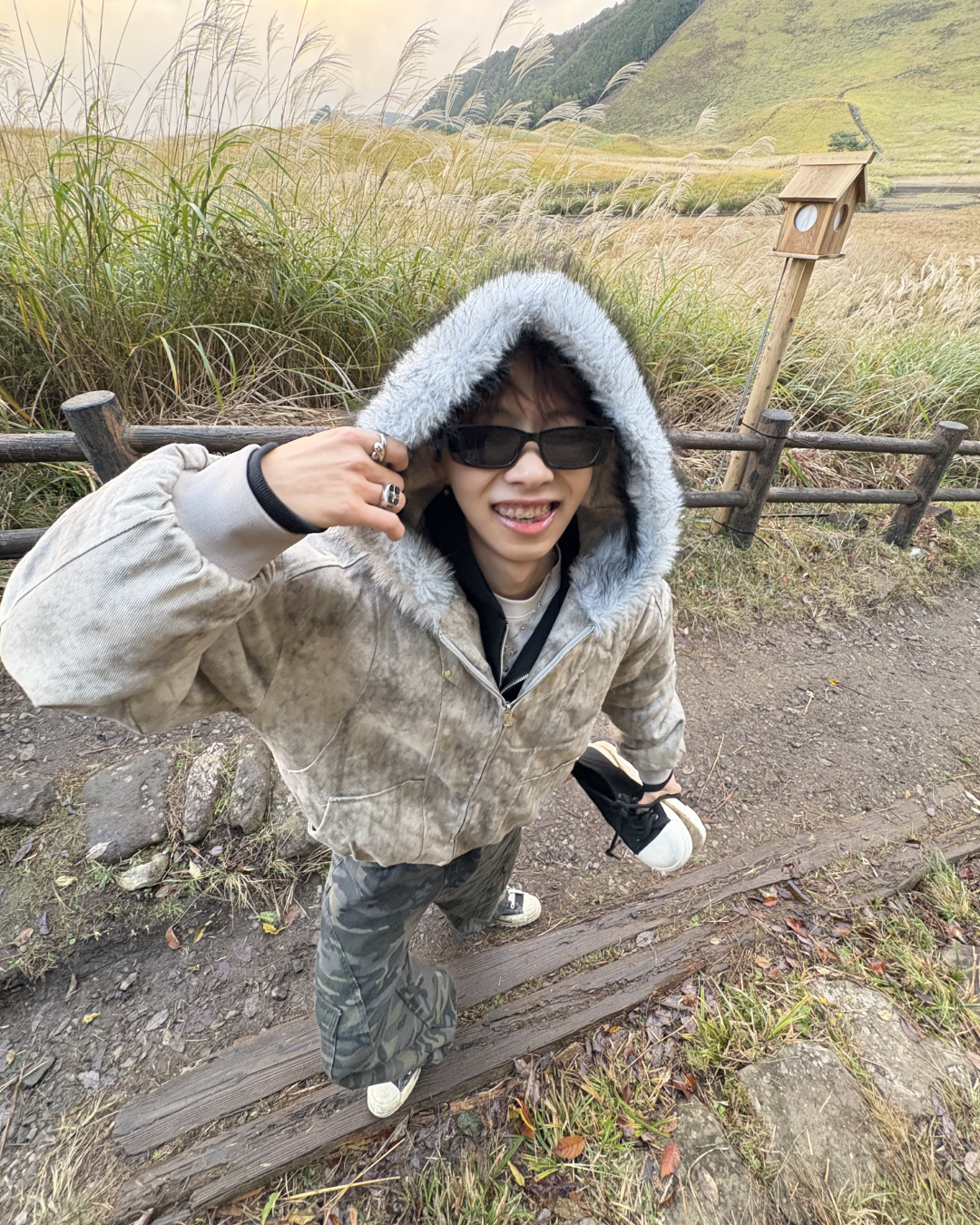 Wash-Damaged Fur Hood Jacket