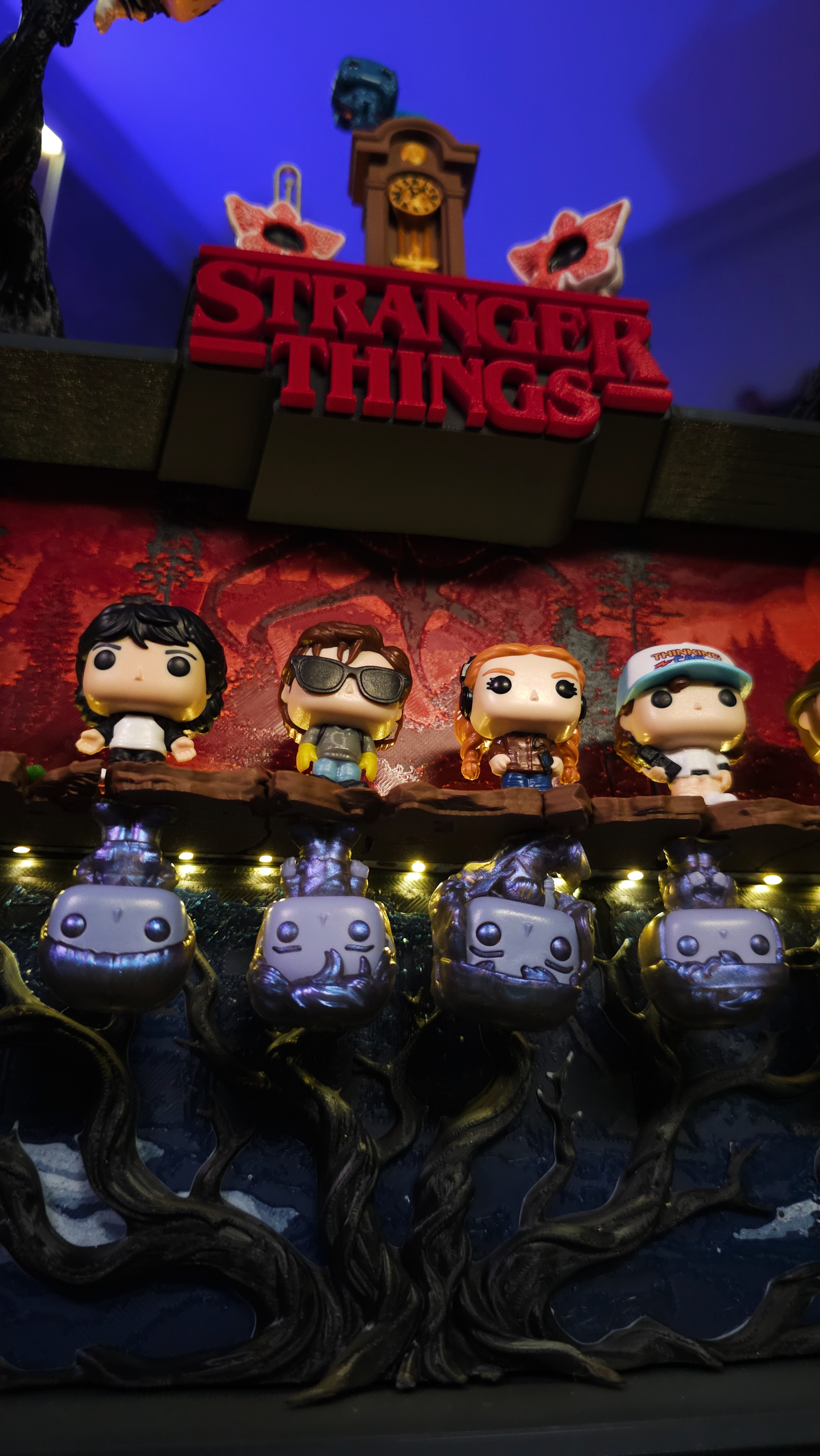 Stranger Things Funko Diorama Stand 