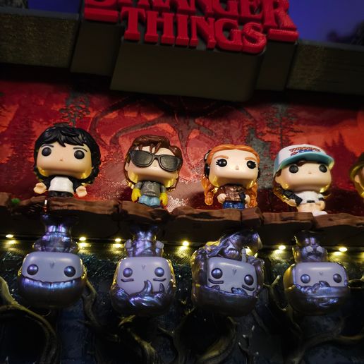 Stranger Things Funko Diorama Stand 