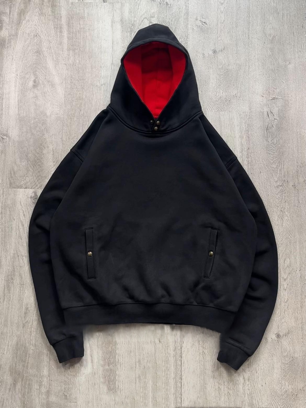 YUJI ITADORI HOODIE