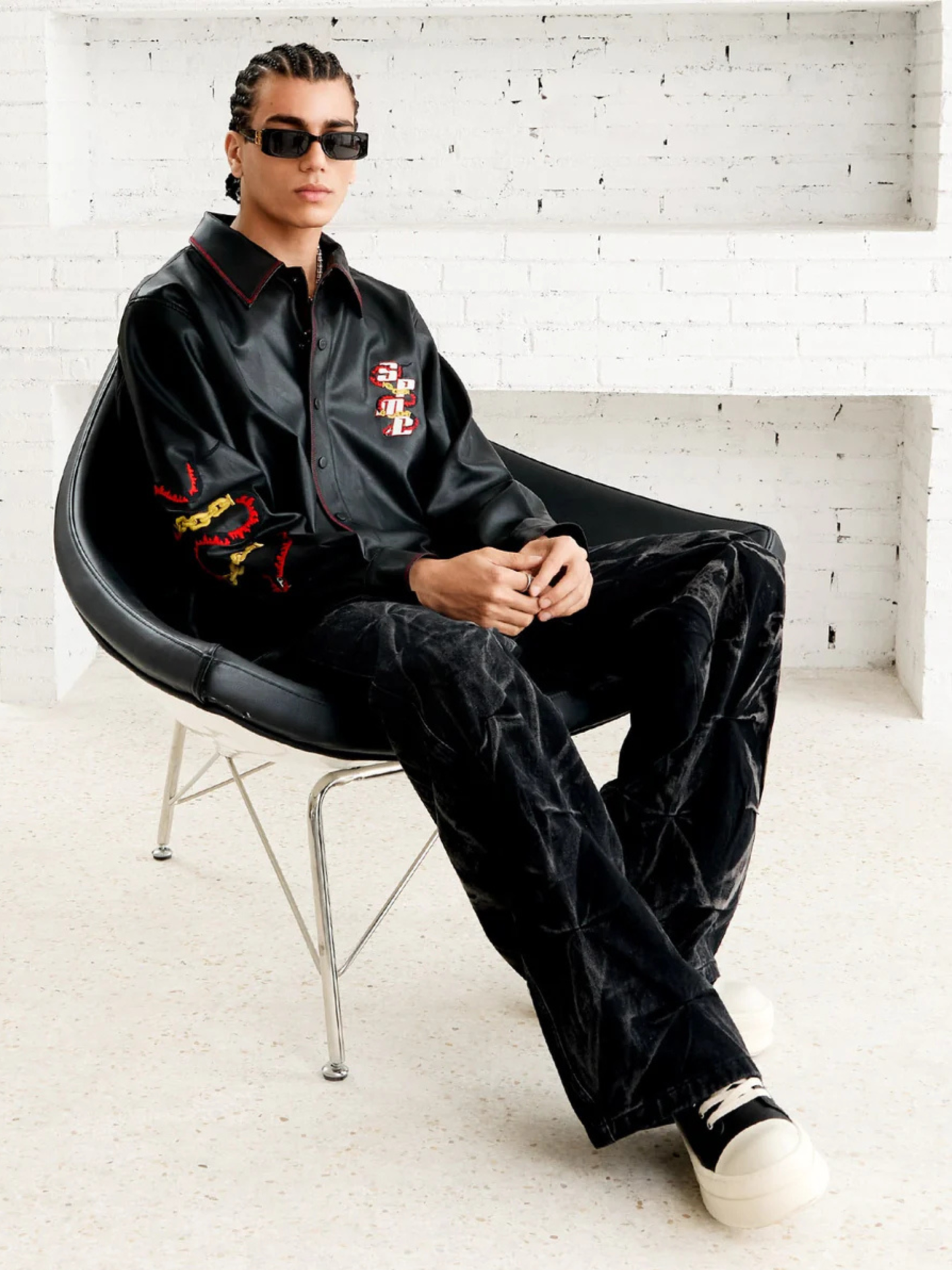 Vintage Pleated Wash Jeans