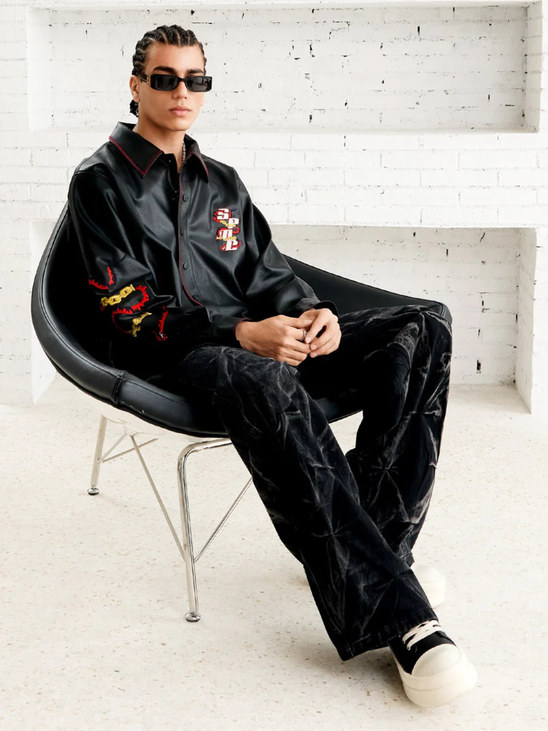 Vintage Pleated Wash Jeans