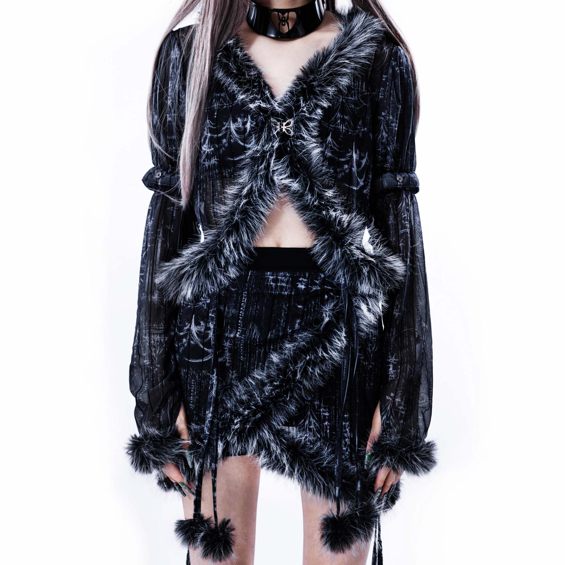 <IT's N0T BLACK & WHITE> - BLACK CYGNUS ATRATUS