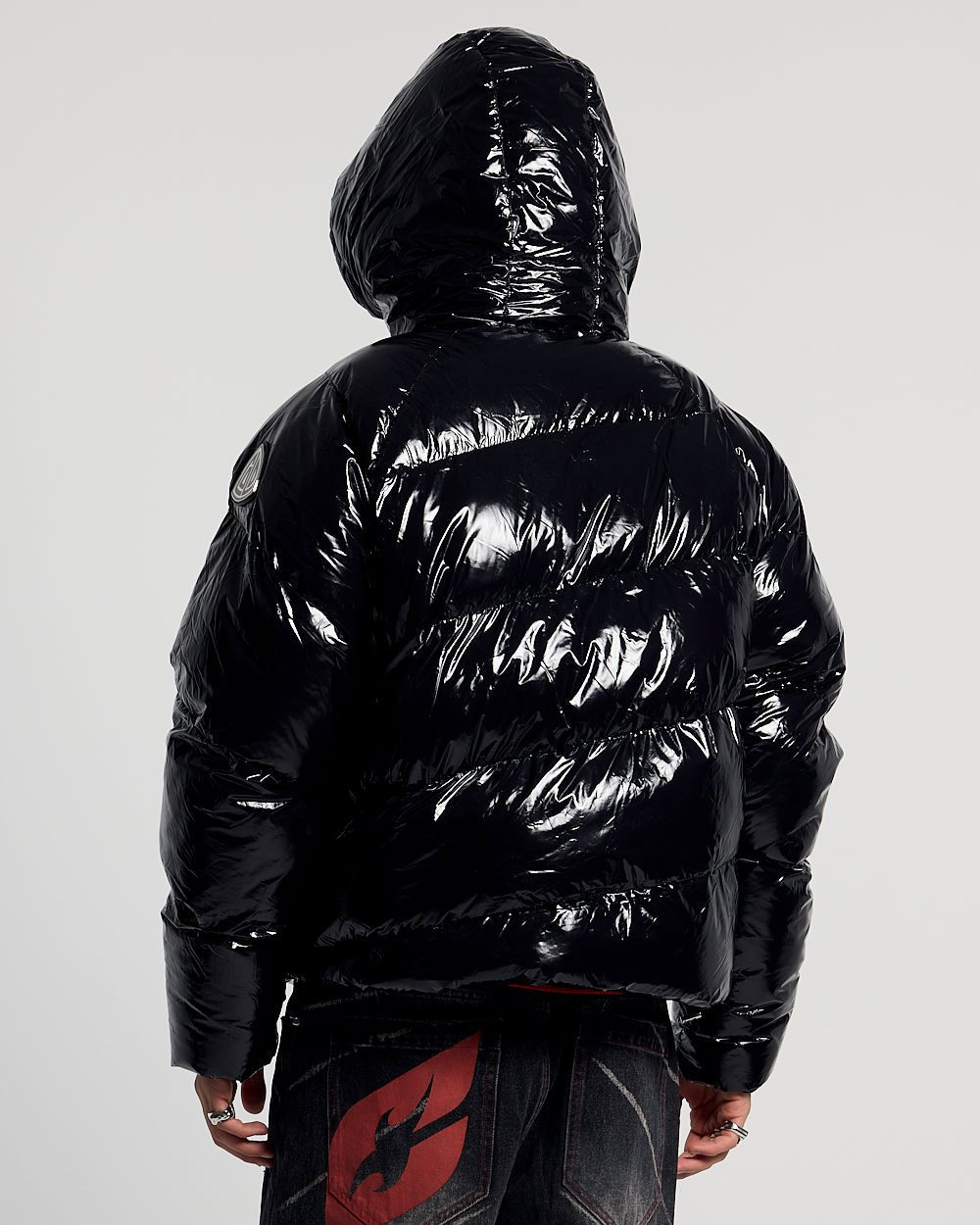 SPIRAL PUFFER GLOSSY BLACK