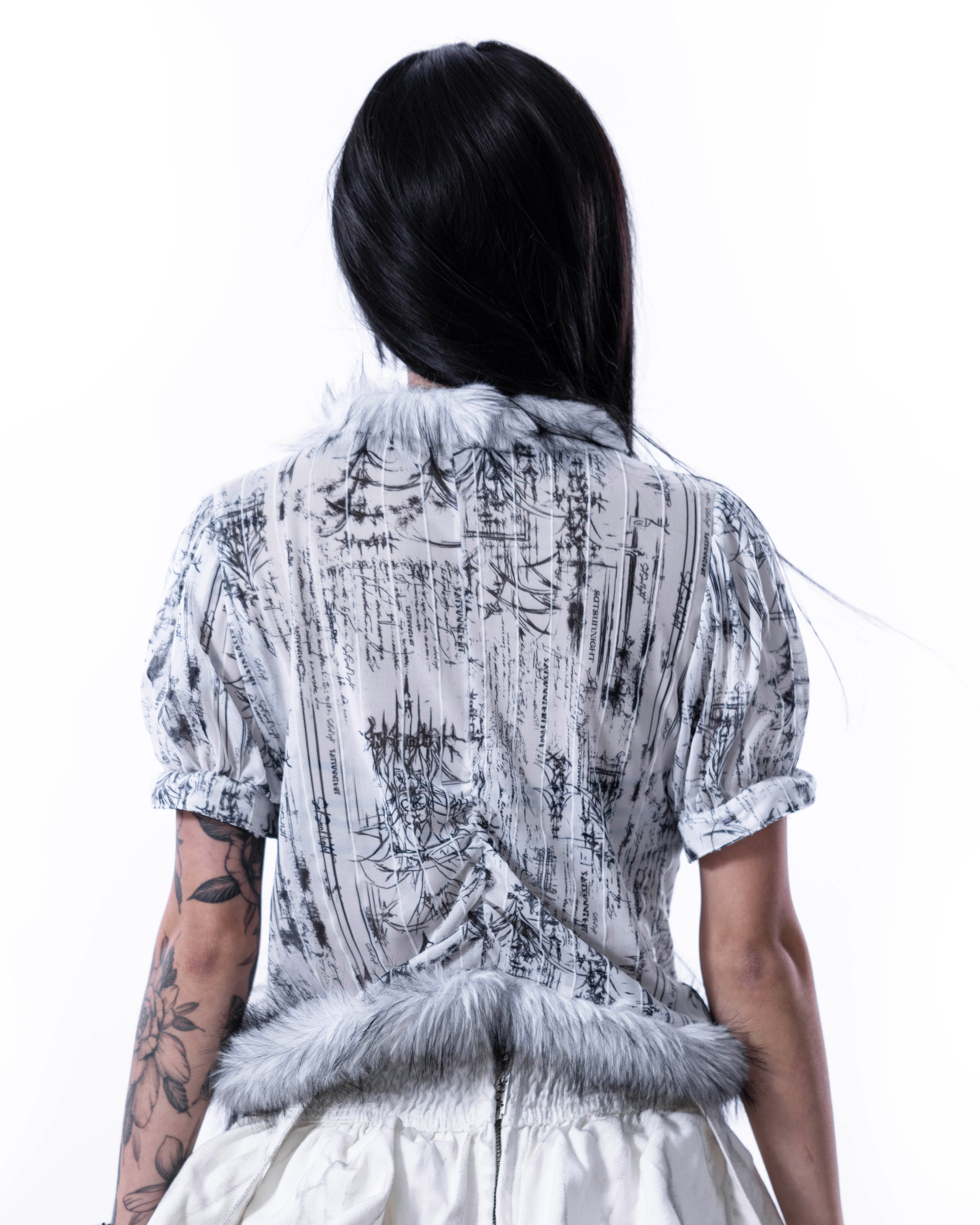 <IT's N0T BLACK & WHITE> - WHITE CYGNUS OLOR