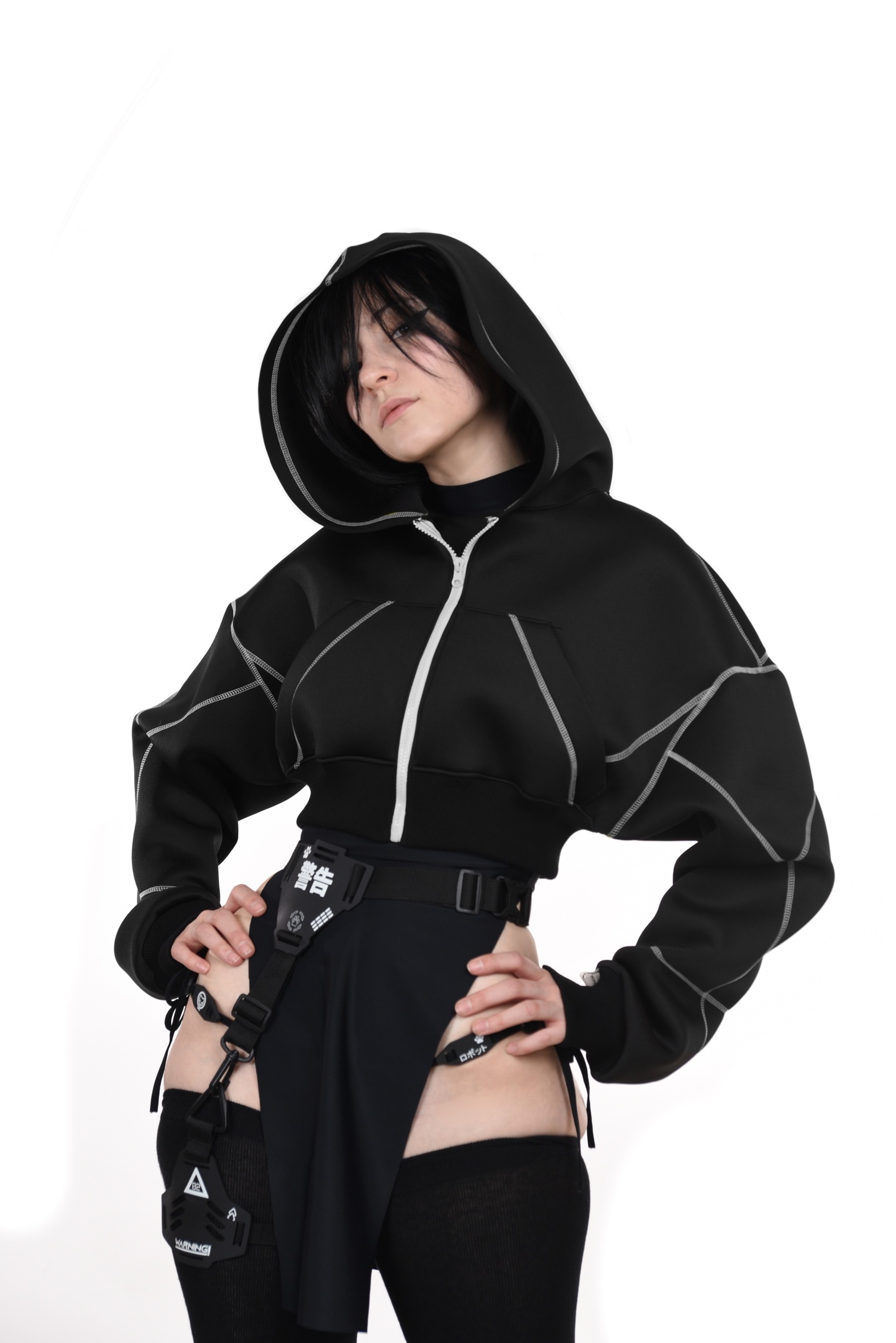 Cropped Zip Hoodie.(Black)