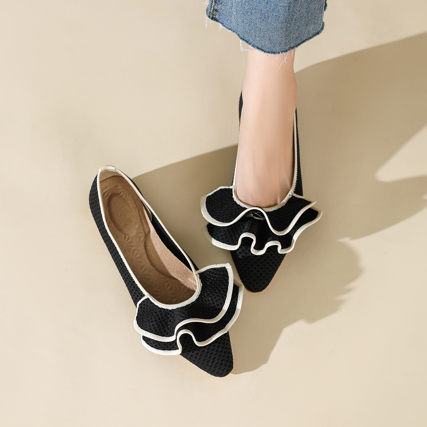 Comfortable Pointed-Toe Knit Flats Designed for Everyday Comfort