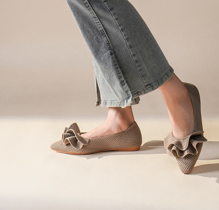 Comfortable Pointed-Toe Knit Flats Designed for Everyday Comfort
