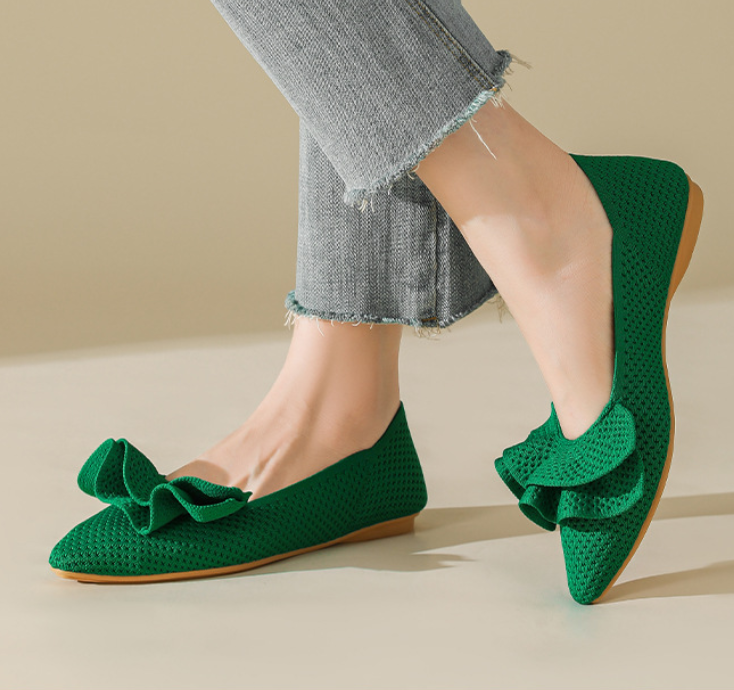 Comfortable Pointed-Toe Knit Flats Designed for Everyday Comfort