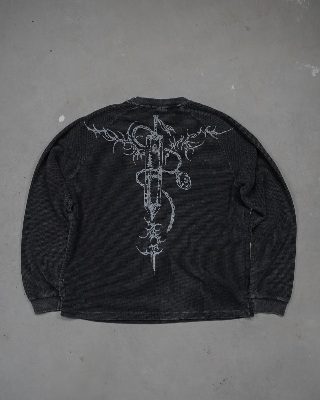 BLACK SWORDSMAN WAFFLE LONG SLEEVE