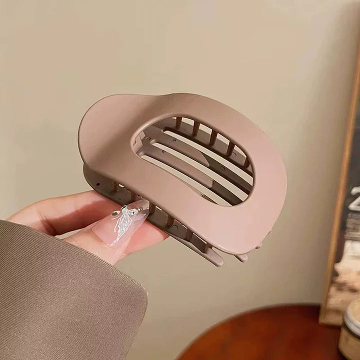 CURLY - Flat Claw Clip