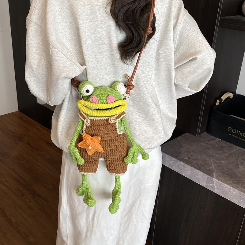 New Handmade Crochet Big Mouth Frog Crossbody Bag