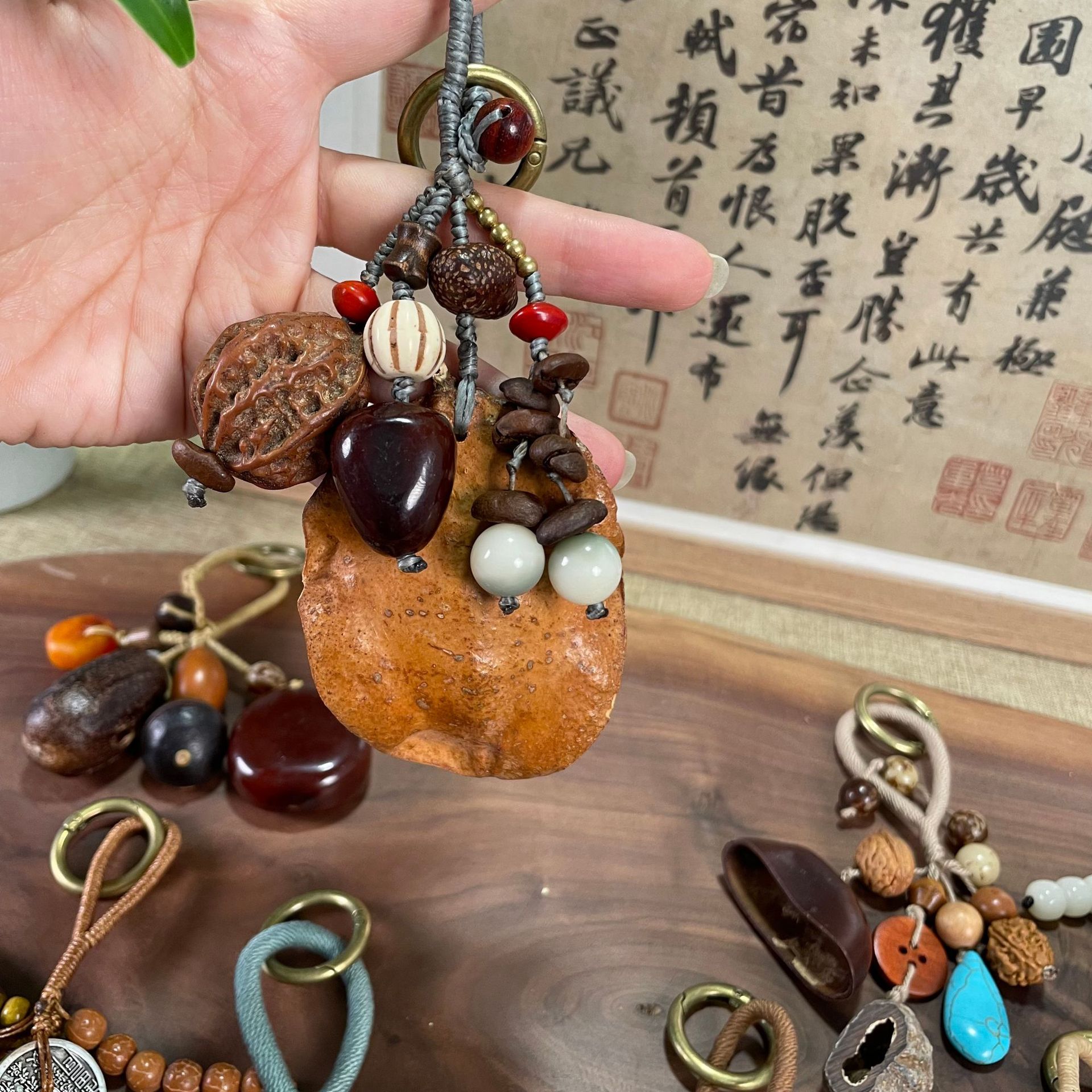 🌿 Handmade Natural Seed & Nut Shell Keychain 