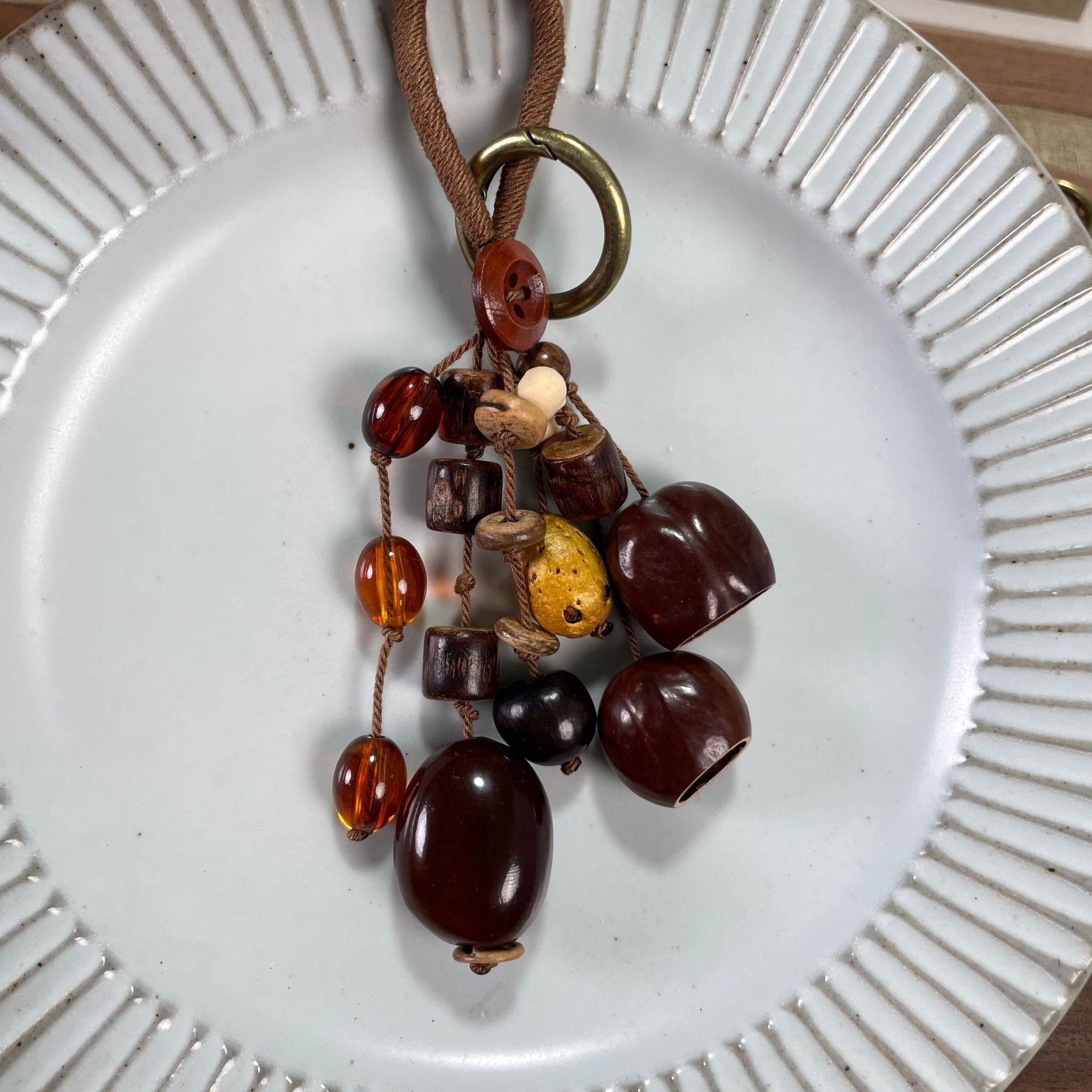 🌿 Handmade Natural Seed & Nut Shell Keychain 