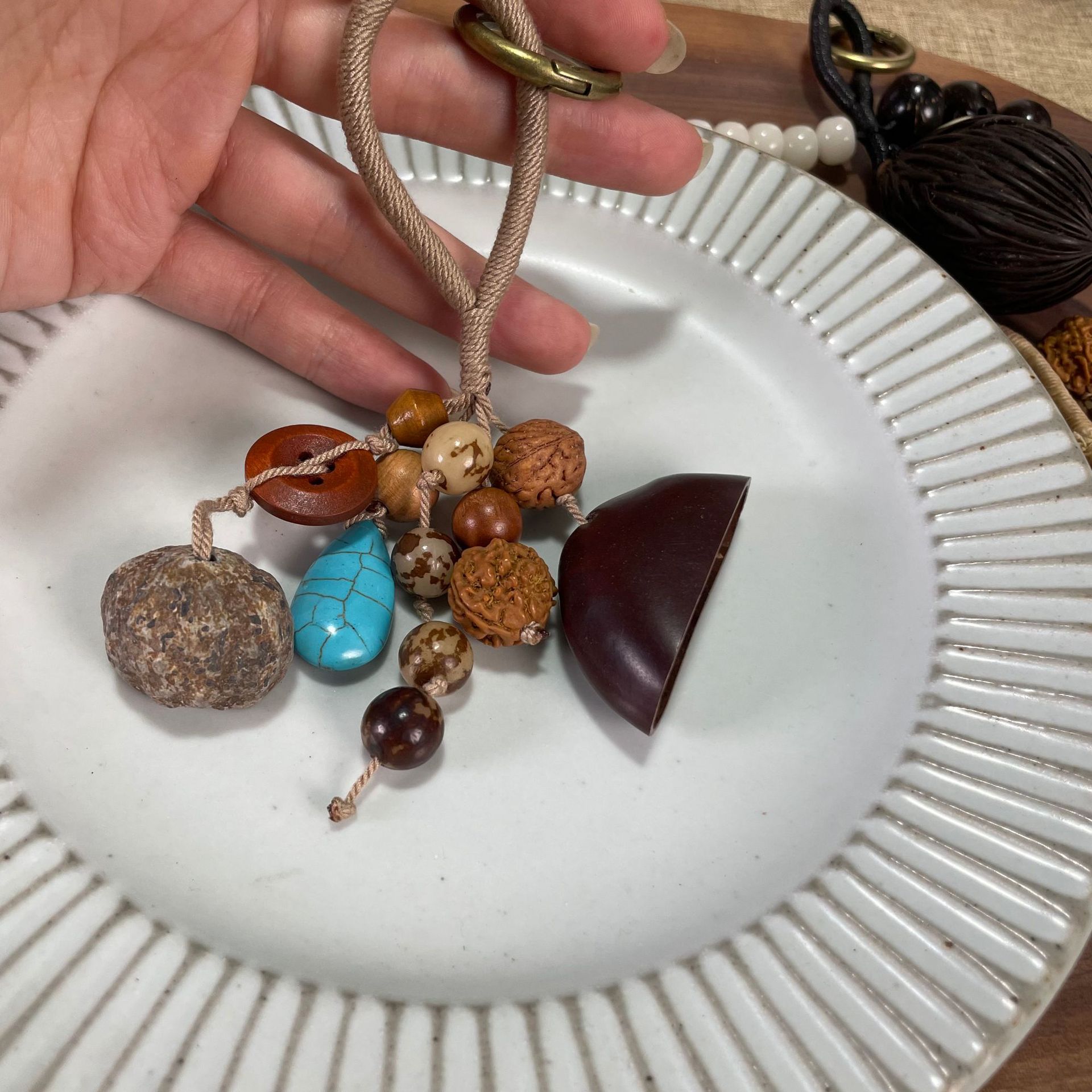 🌿 Handmade Natural Seed & Nut Shell Keychain 