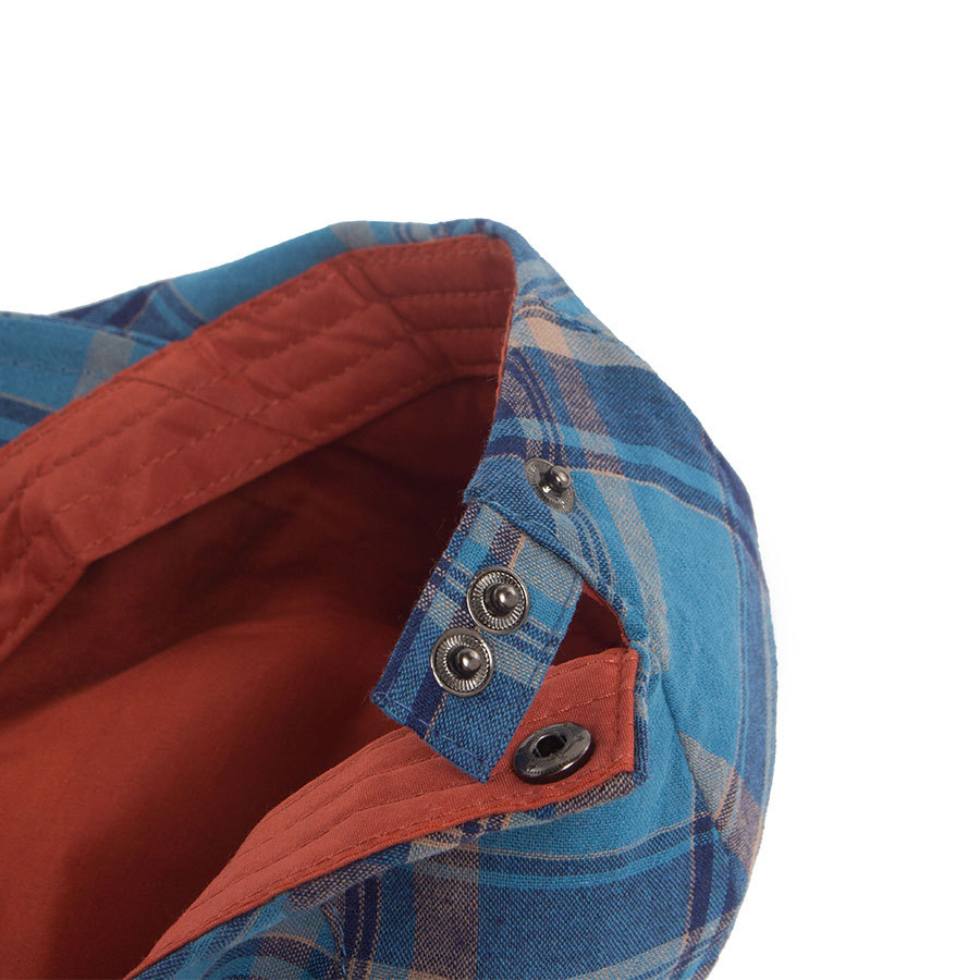 Thin plaid flat cap hat