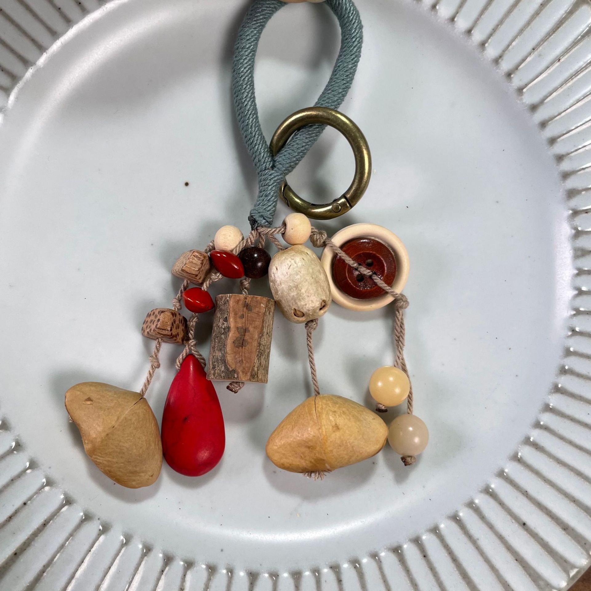 🌿 Handmade Natural Seed & Nut Shell Keychain 