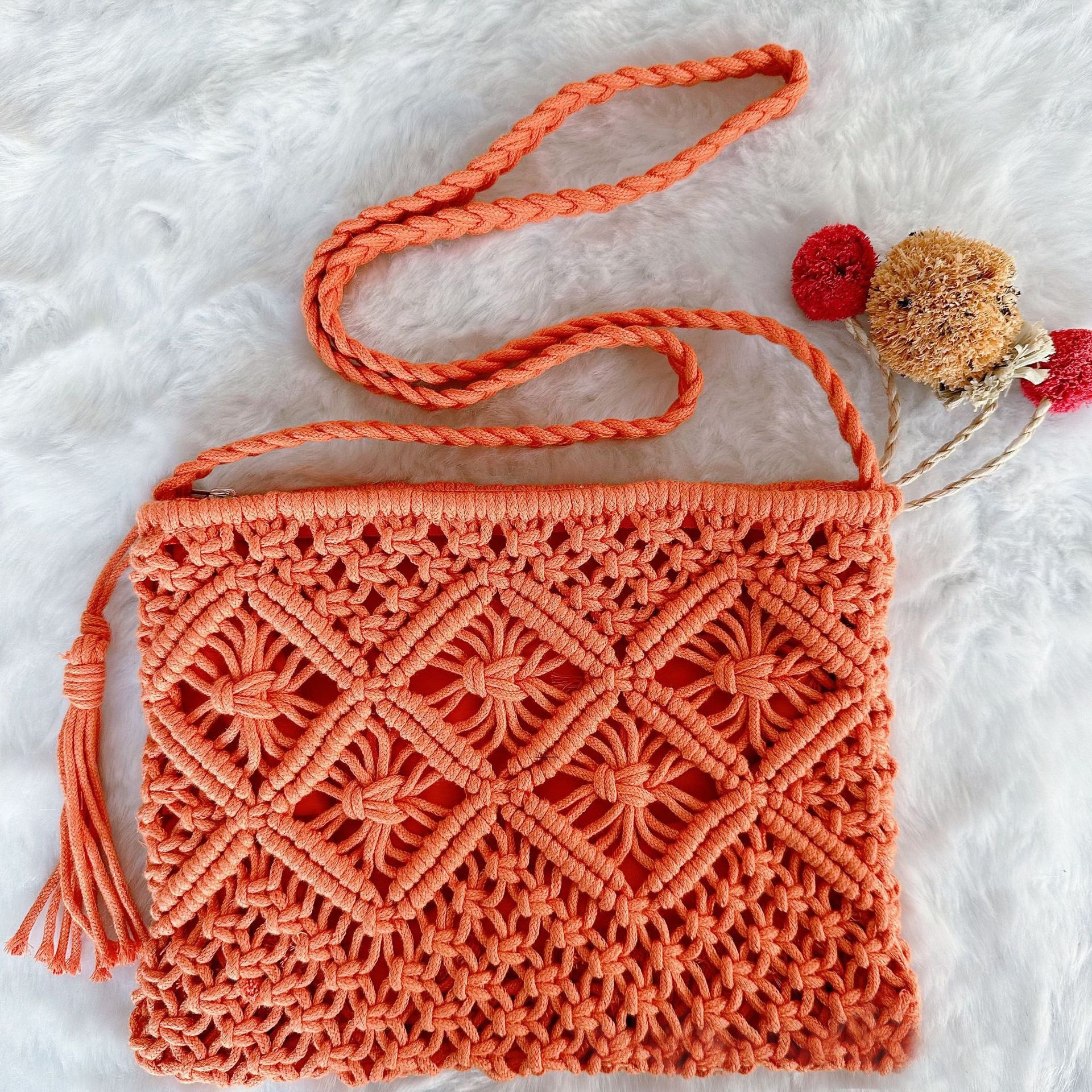 💥Minimalist Tassel Women's Clutch – Retro Cotton Rope Woven Bag, Summer Vacation Boho Beach Purse