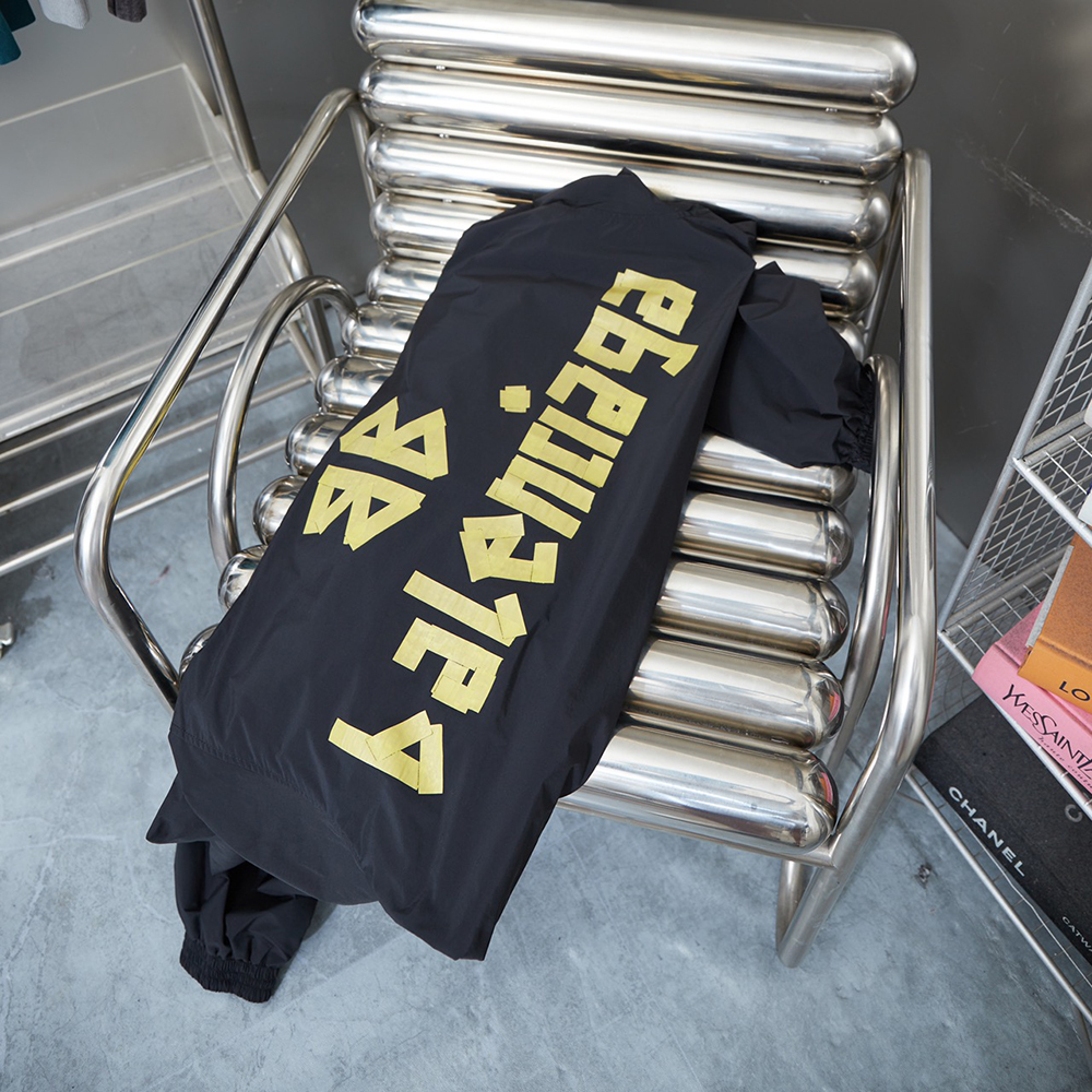 Classic Letter Long Sleeved Jackets