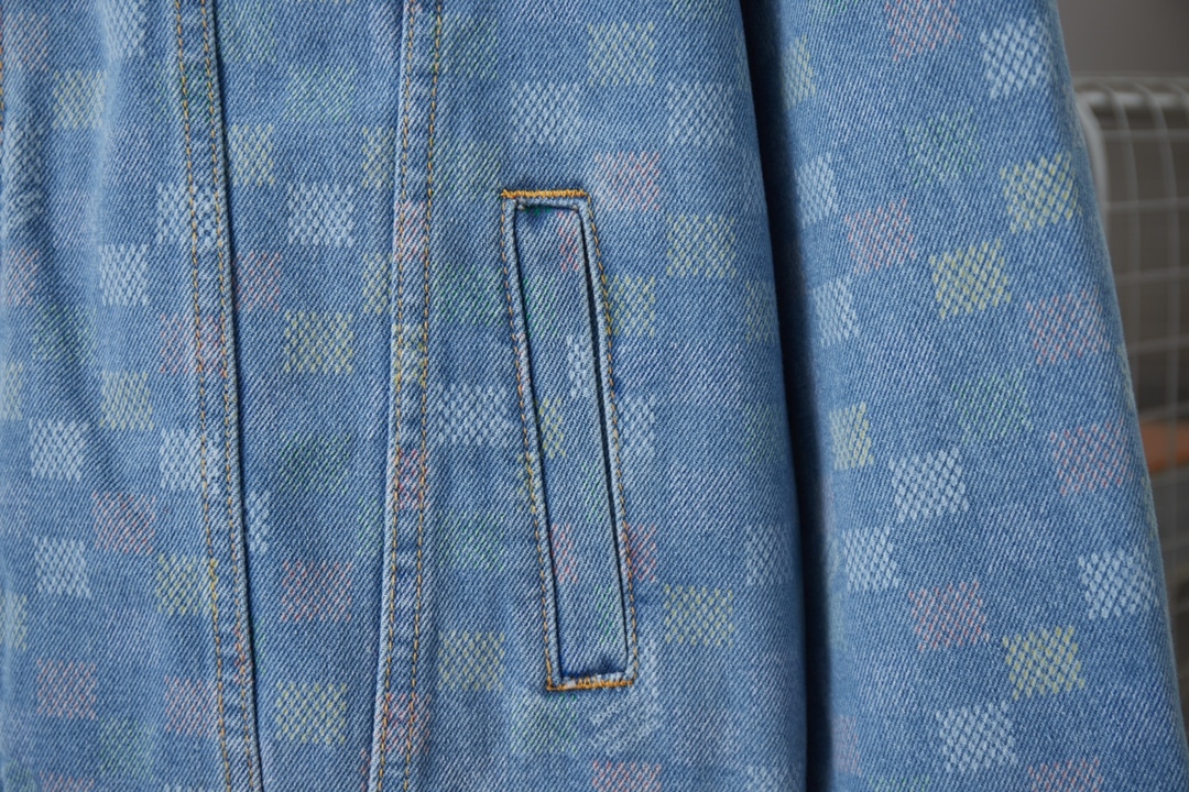 Fashion Plaid Long Sleeved Denim Jackets