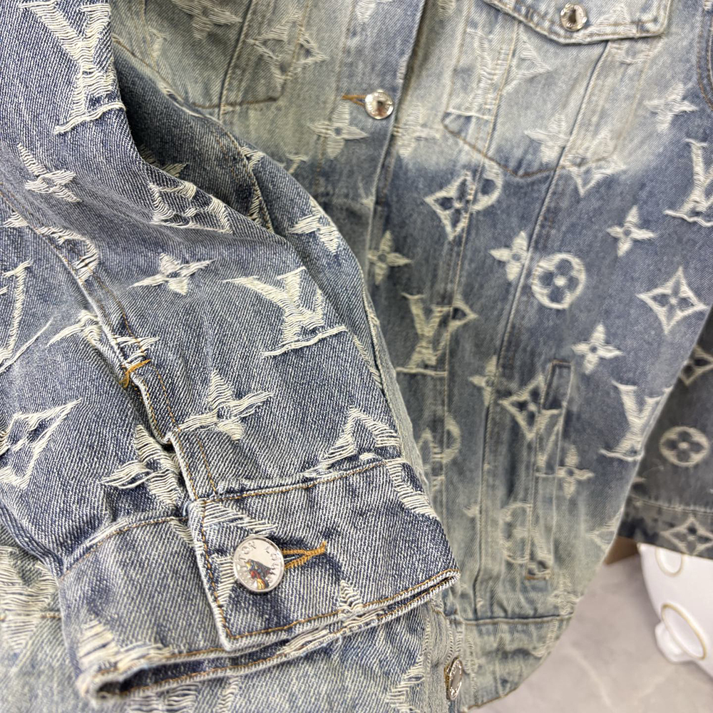 Embroidered Long Sleeved Denim Jackets