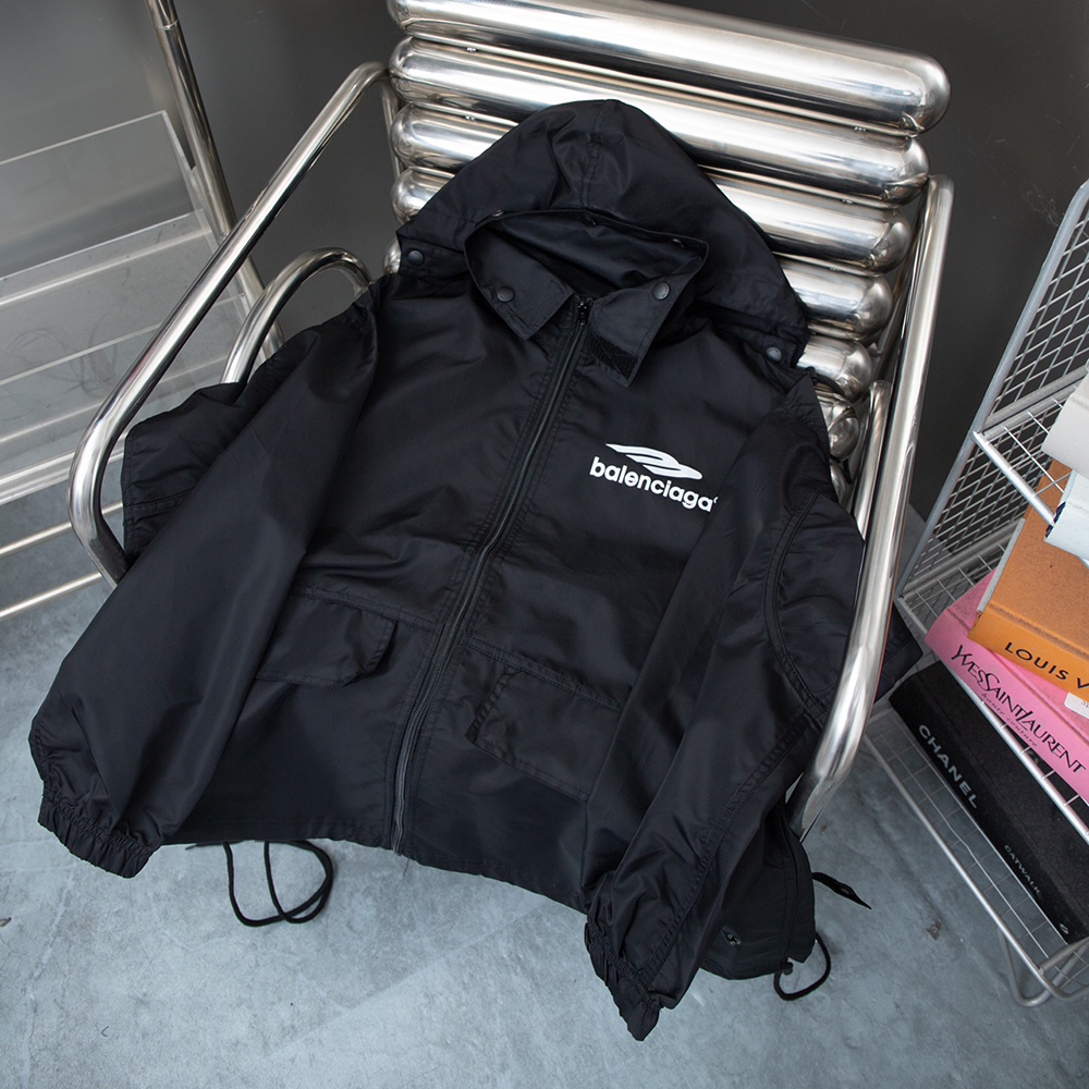 Letter Long Sleeved Waterproof Jackets