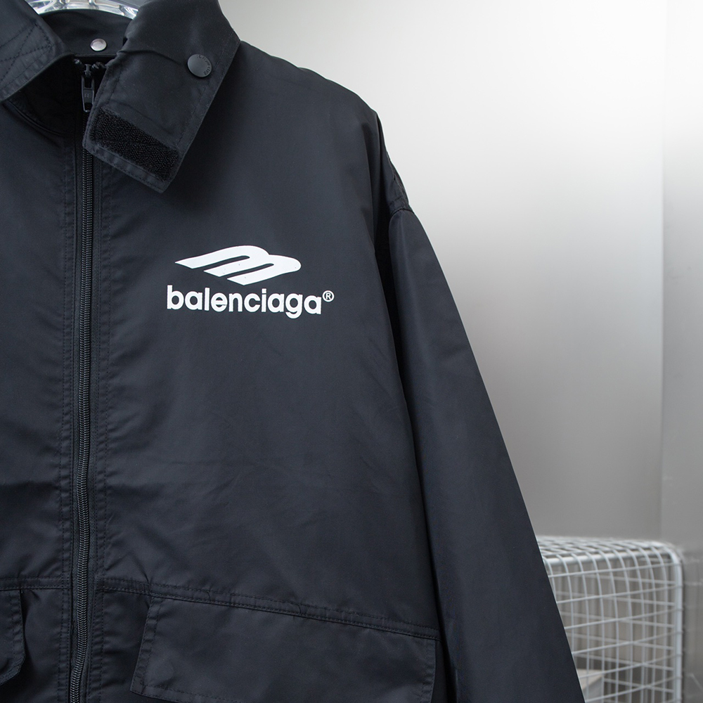 Letter Long Sleeved Waterproof Jackets