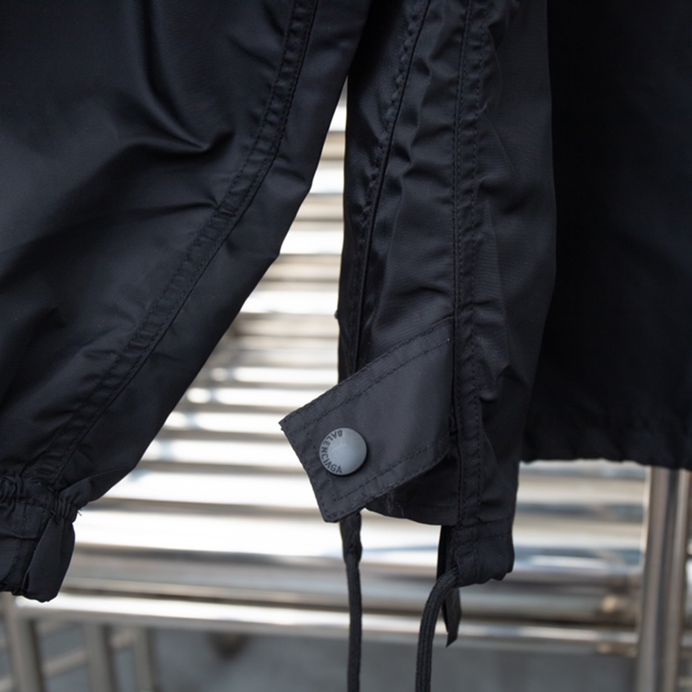 Letter Long Sleeved Waterproof Jackets