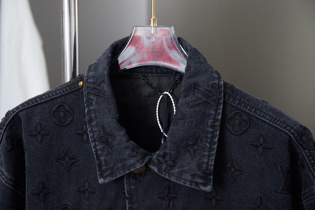 Gradient Embroidery Long Sleeved Denim Jackets