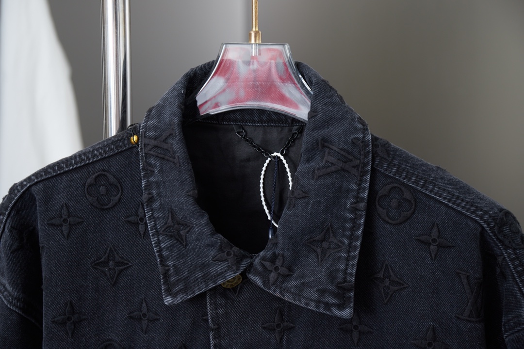 Gradient Embroidery Long Sleeved Denim Jackets