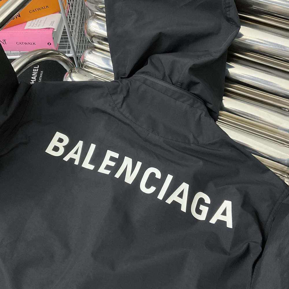 Letter Long Sleeved Pocket Jackets