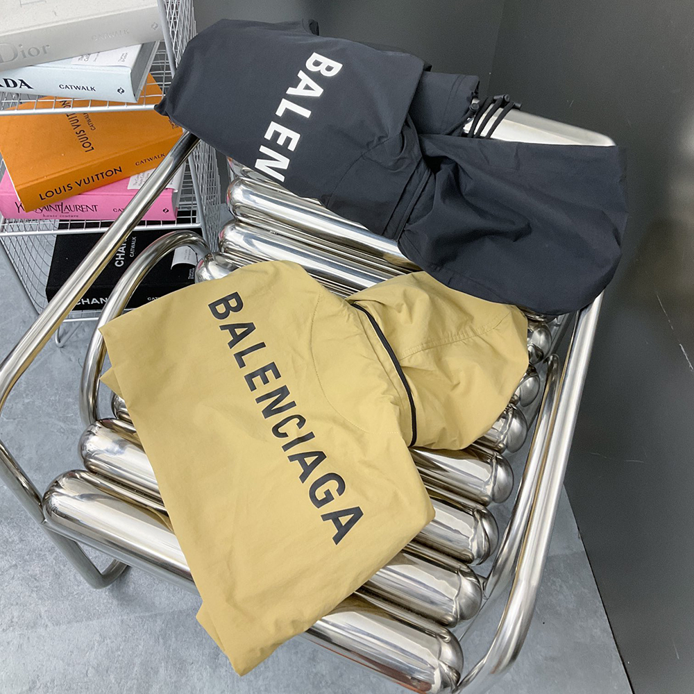 Letter Long Sleeved Pocket Jackets