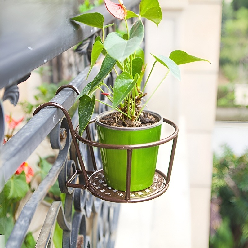 Wandmontierter Pflanzenständer