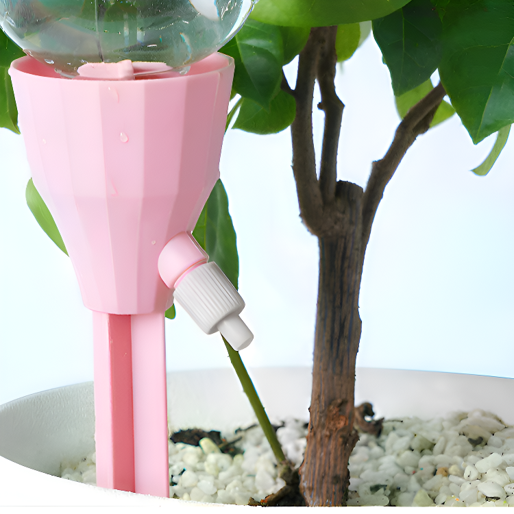 Intelligenter Selbstbewässerer für faule Gärtner